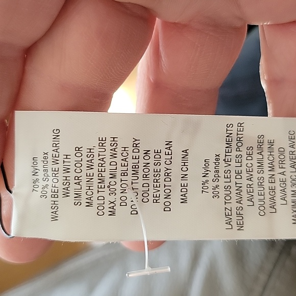 Zyia Active Black Neon Tape Luxe High-rise 7/8 Legging - Picture 8 of 11